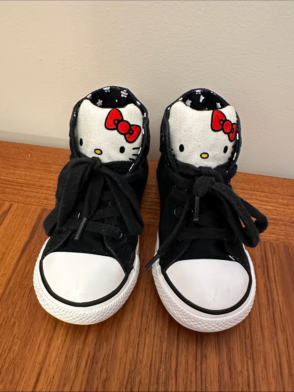 Converse x Hello Kitty Black & White High-Top Sneakers little kids size 8
